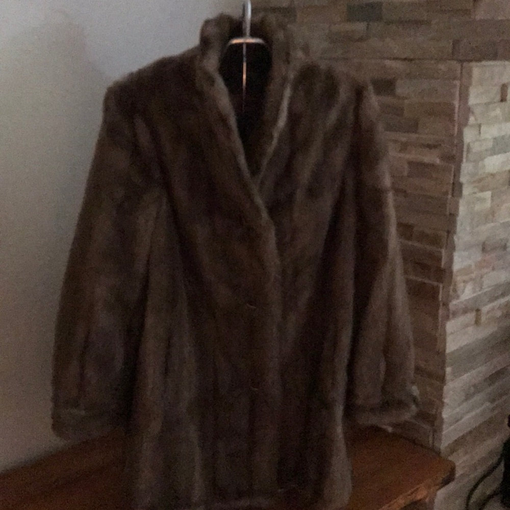 Coat - Picture 2 of 11